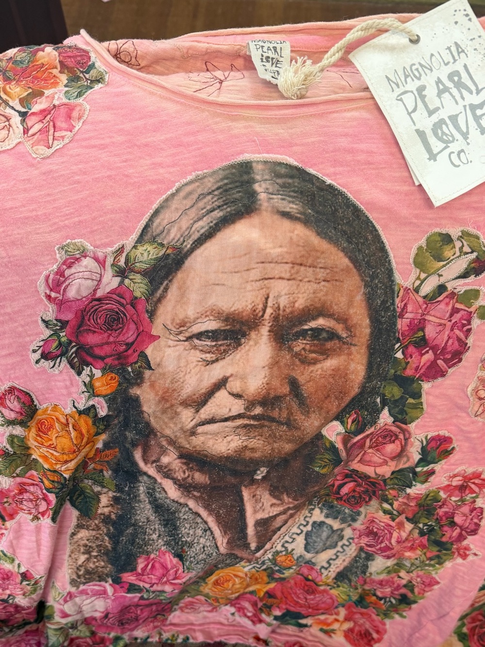 RARE NWT Magnolia Pearl Applique Sitting Bull T-Shirt - Picture 12 of 12